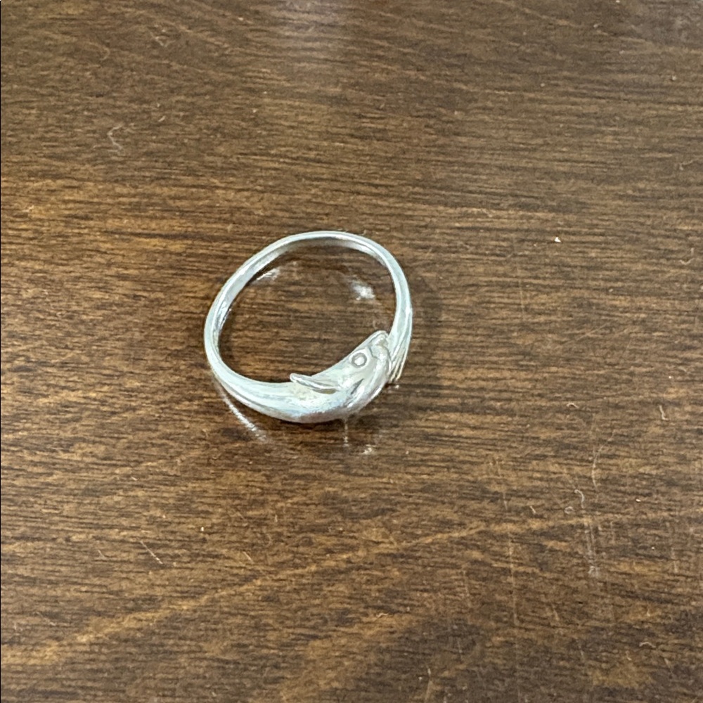 Elegant Silver Dolphin Ring